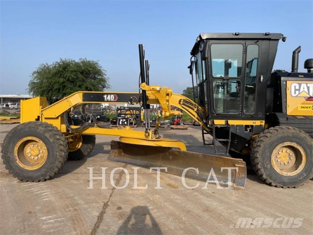 CAT 140 Równiarki