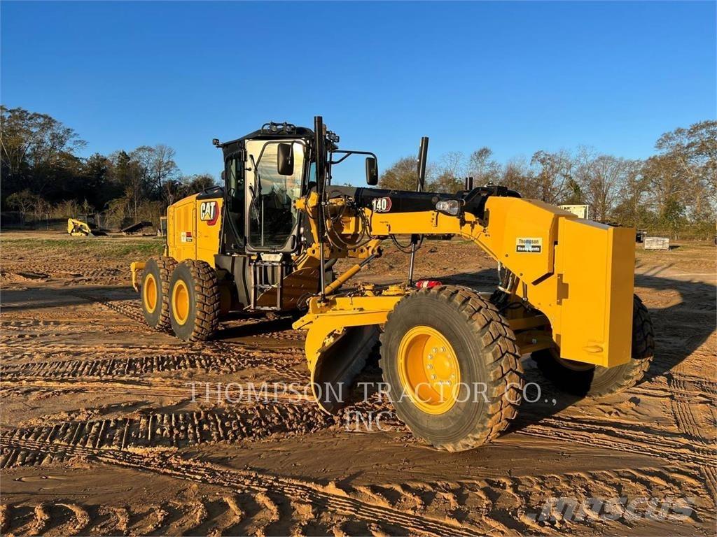 CAT 140 Równiarki