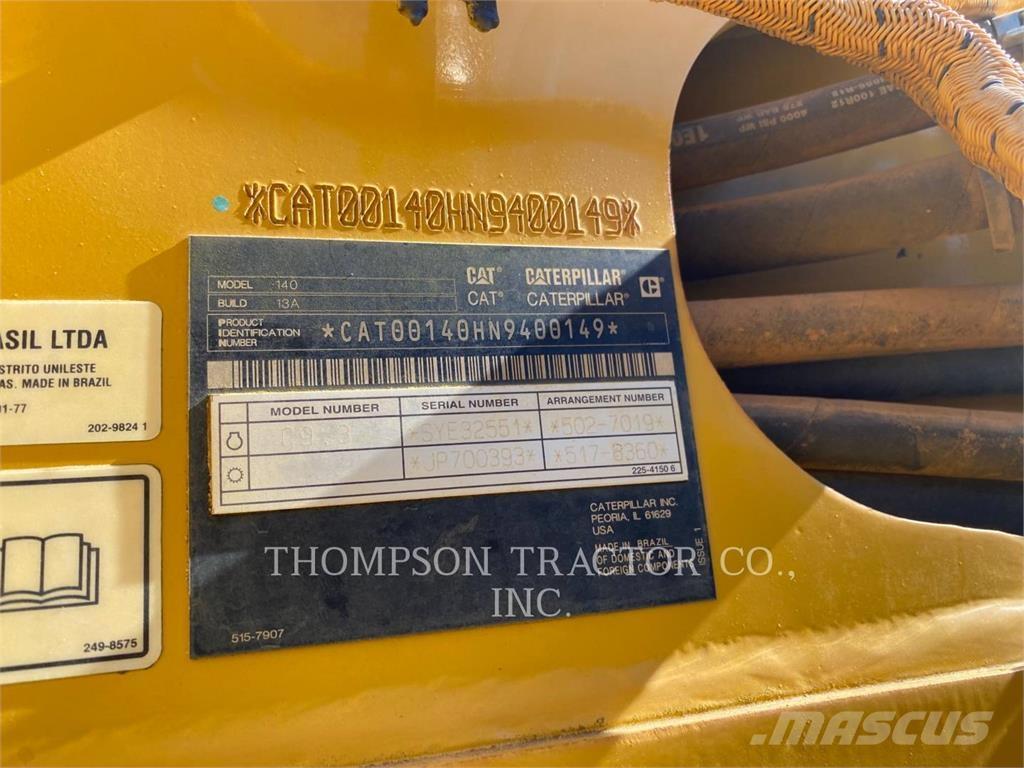 CAT 140 Równiarki