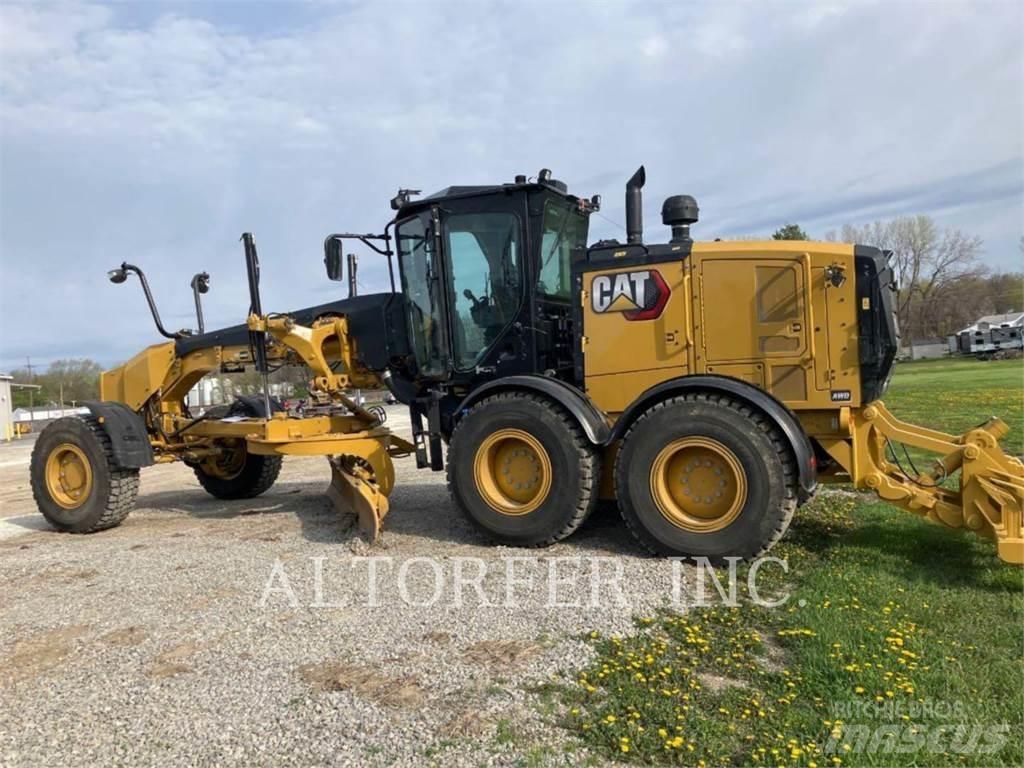 CAT 140-15AWD Równiarki