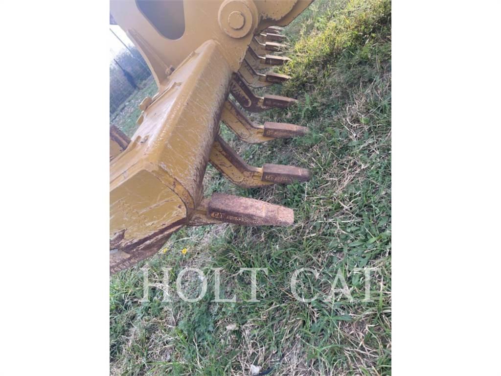 CAT 140 AWD Równiarki