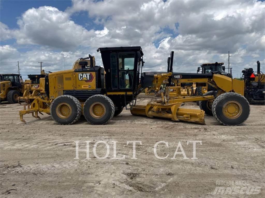 CAT 140 AWD Równiarki