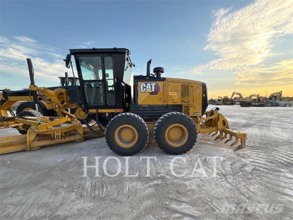 CAT 140 AWD Równiarki
