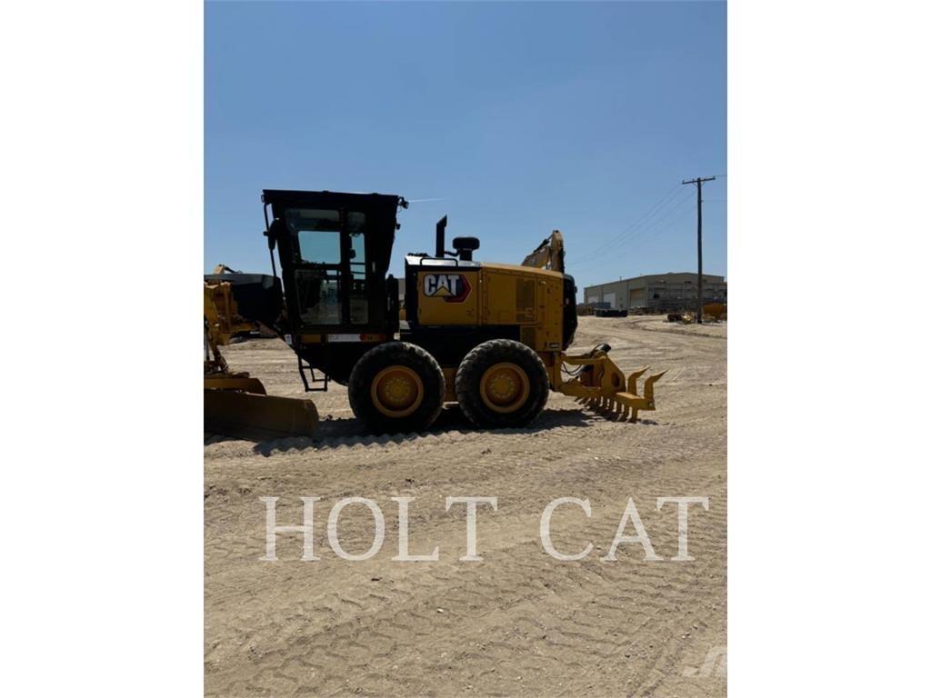 CAT 140 AWD Równiarki
