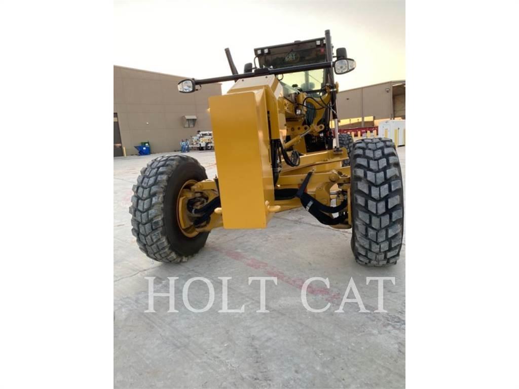 CAT 140 AWD Równiarki