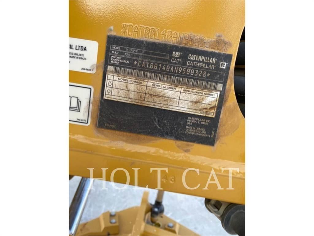 CAT 140 AWD Równiarki