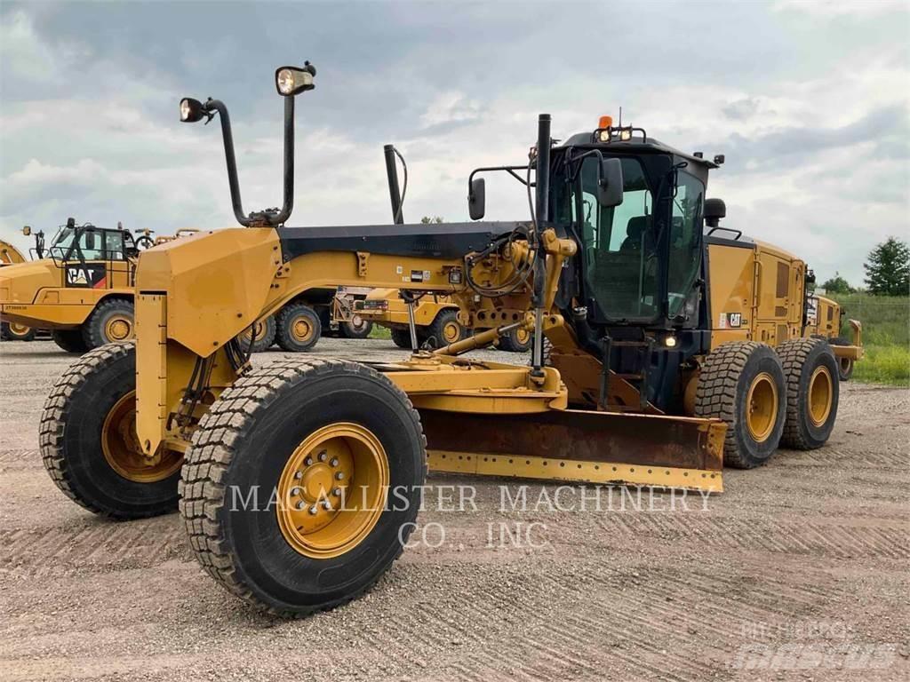 CAT 140 M2 Równiarki