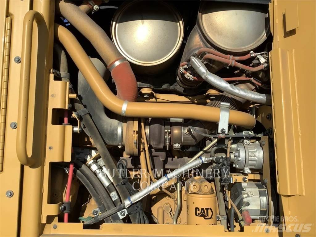 CAT 140 M3 Równiarki