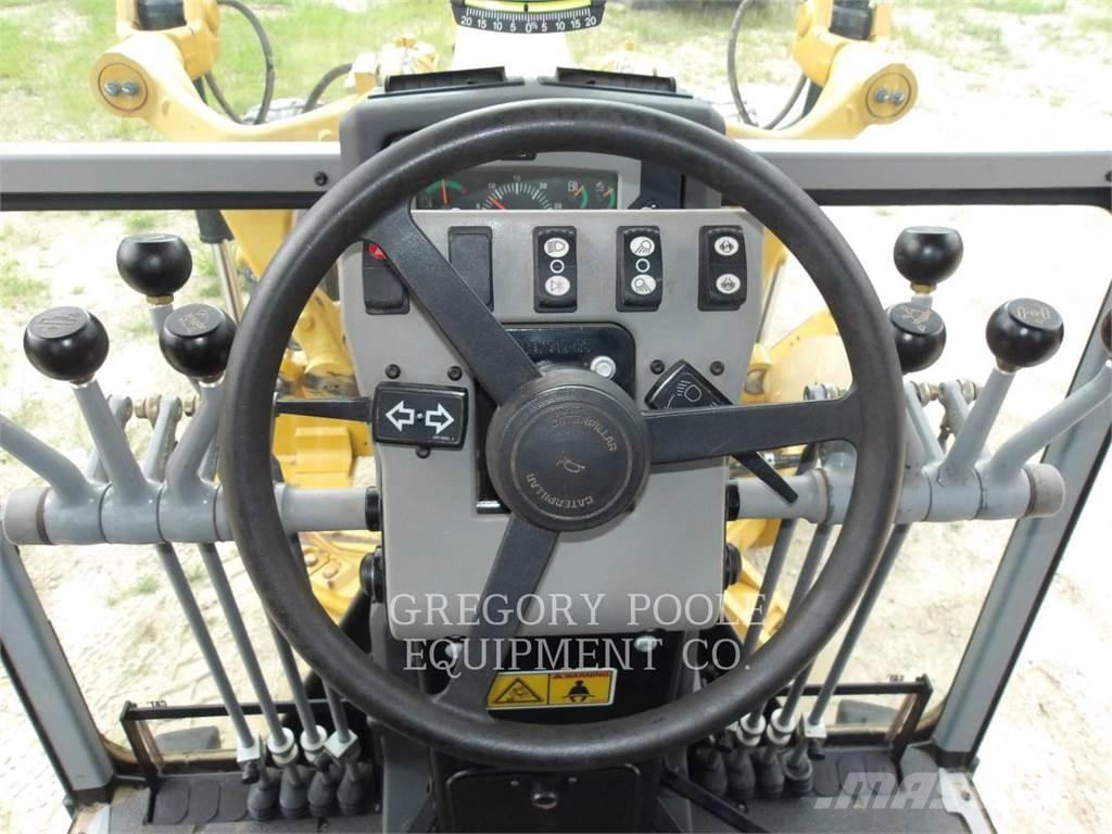 CAT 14013 Równiarki