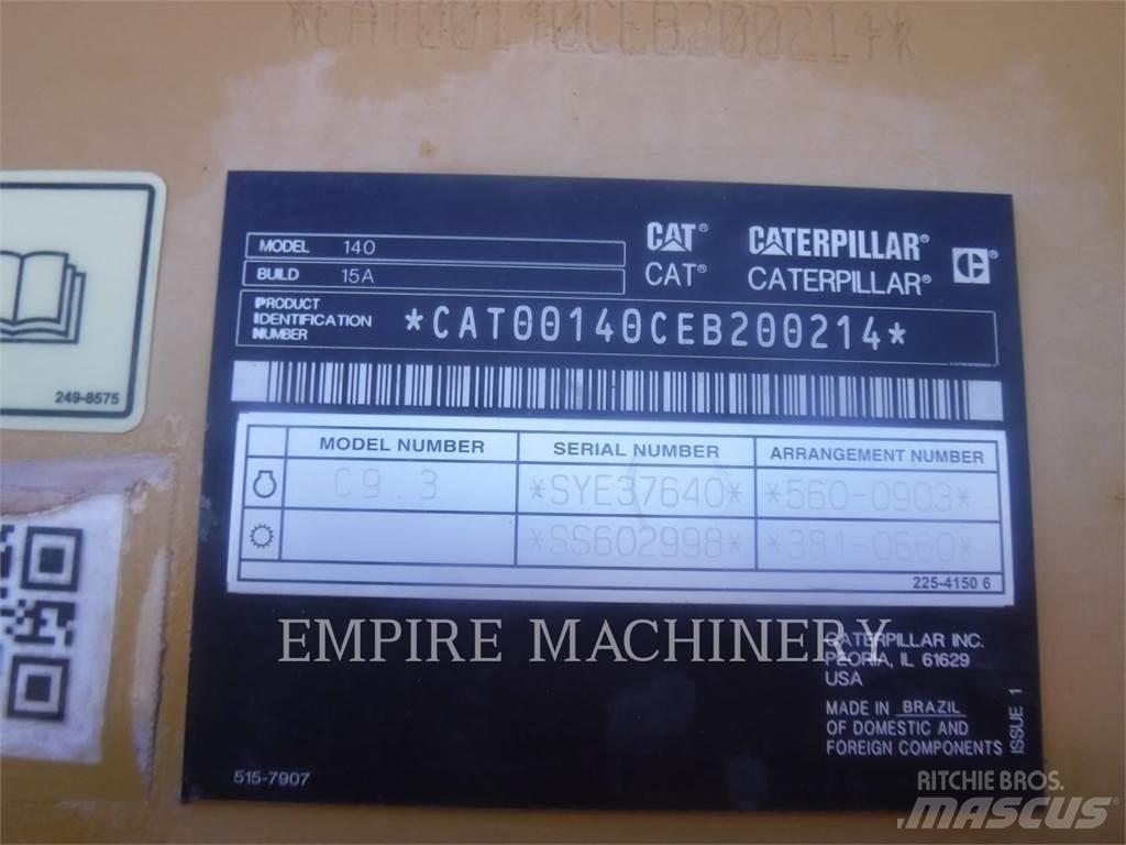 CAT 14015 Równiarki