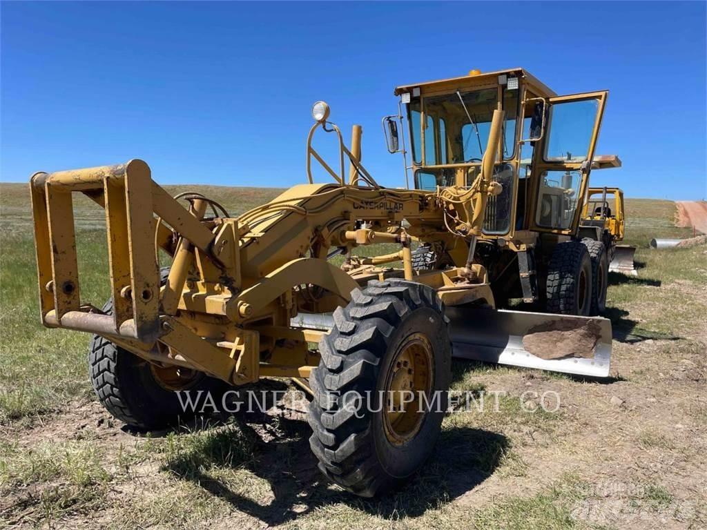 CAT 140G Równiarki