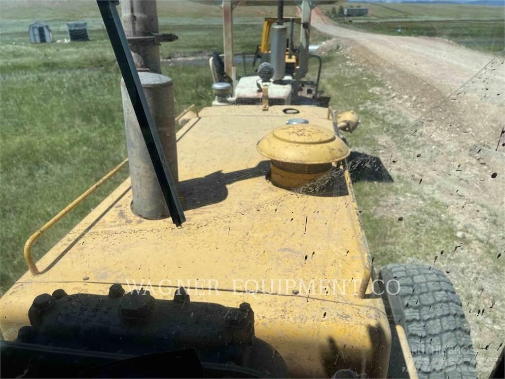 CAT 140G Równiarki