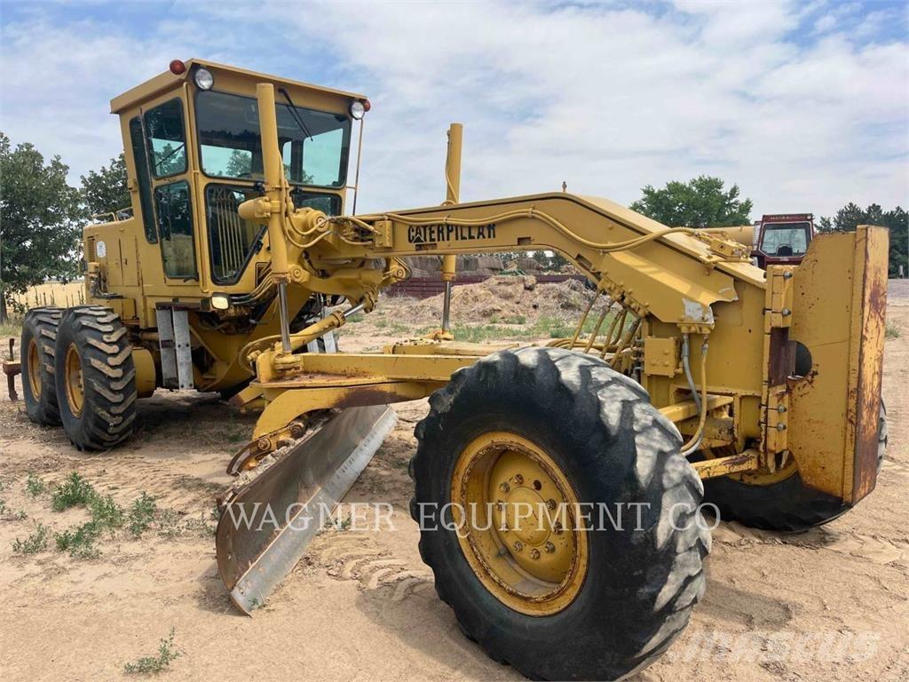 CAT 140G Równiarki
