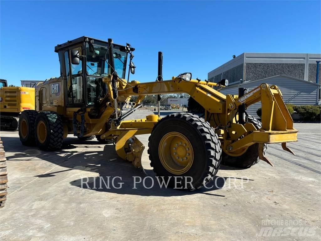 CAT 140GC Równiarki