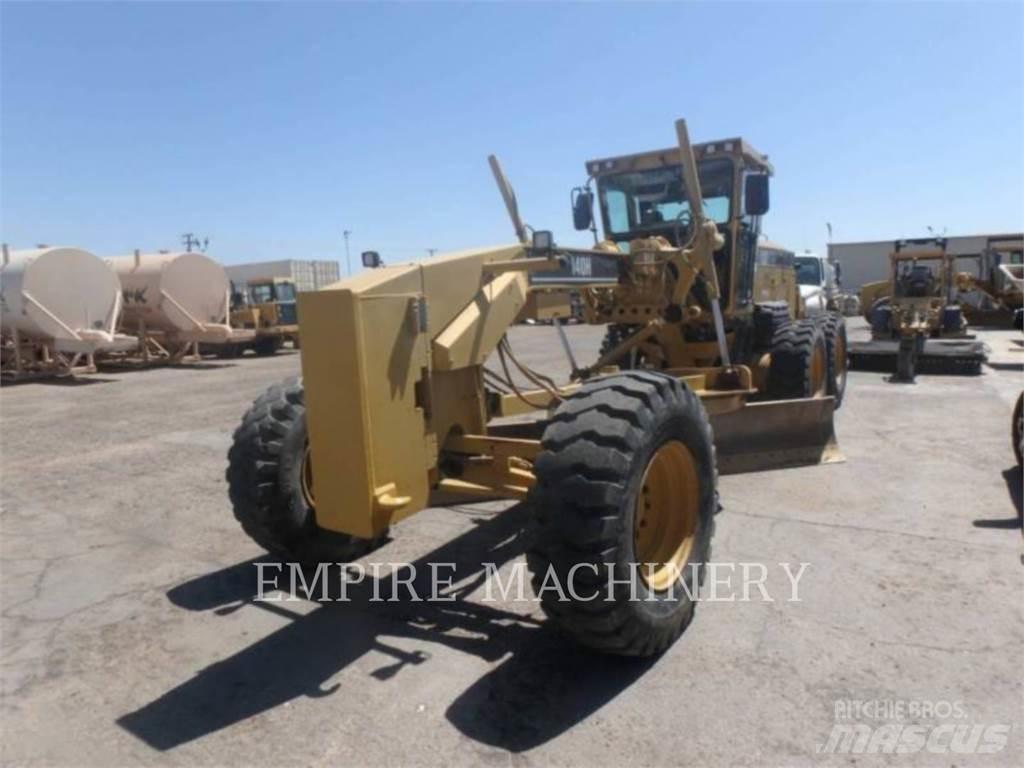 CAT 140H Równiarki