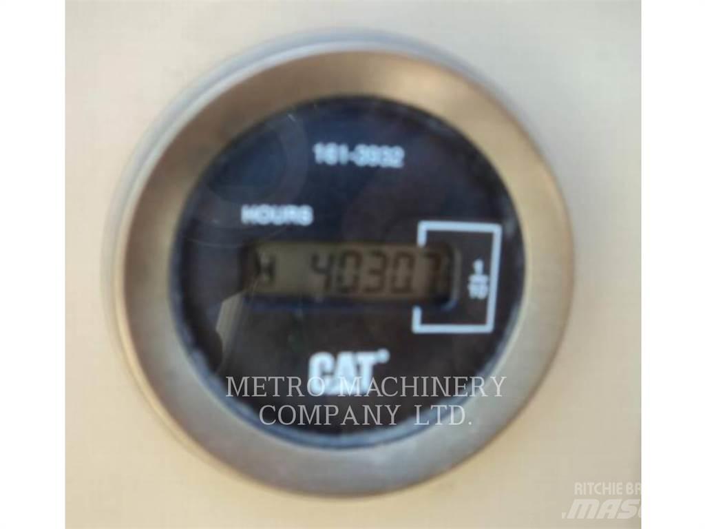 CAT 140K Równiarki
