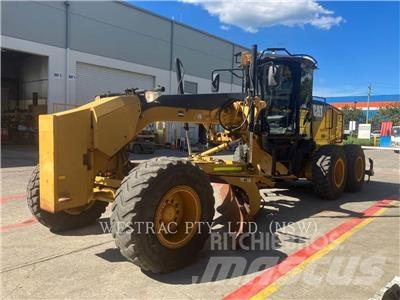 CAT 140M Równiarki
