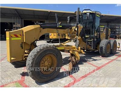 CAT 140M Równiarki