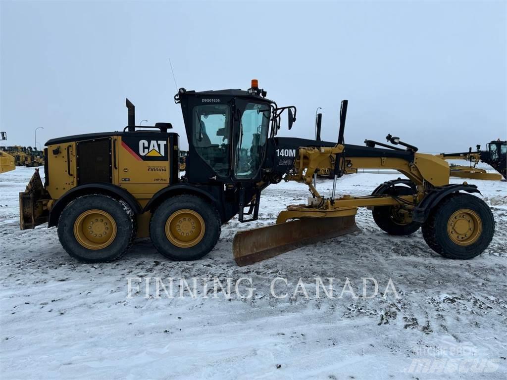 CAT 140M Równiarki