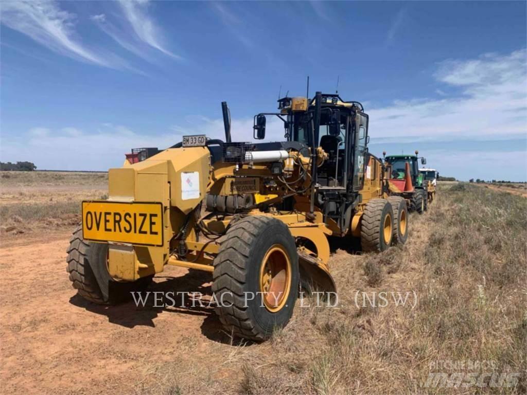 CAT 140M Równiarki