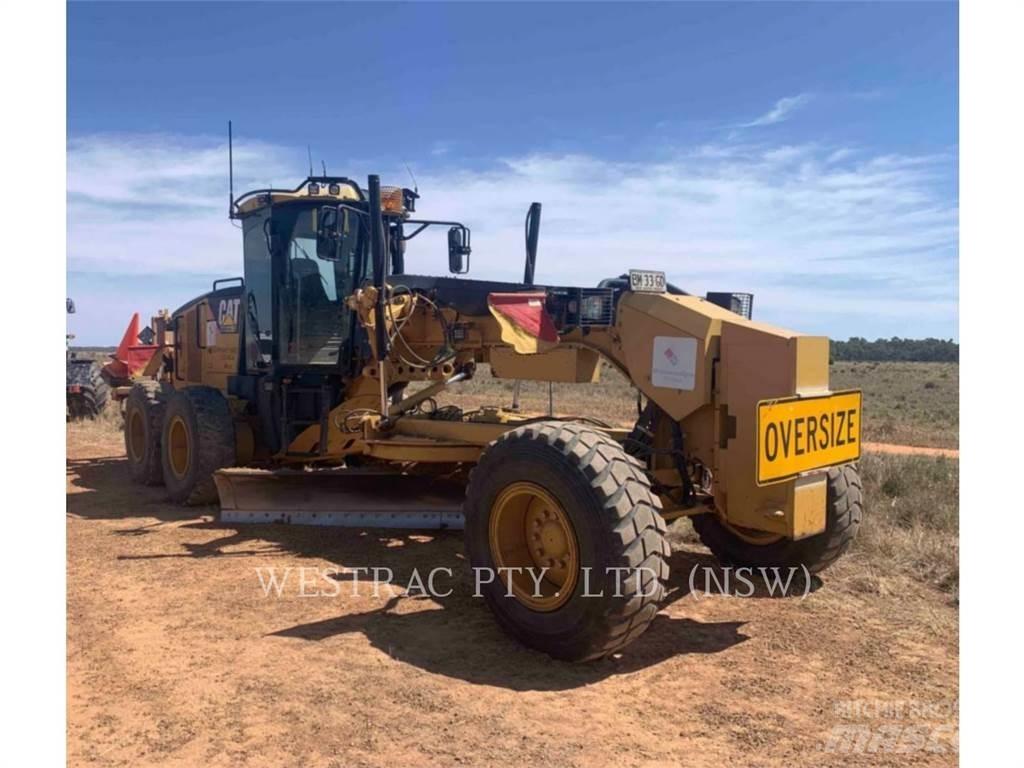 CAT 140M Równiarki
