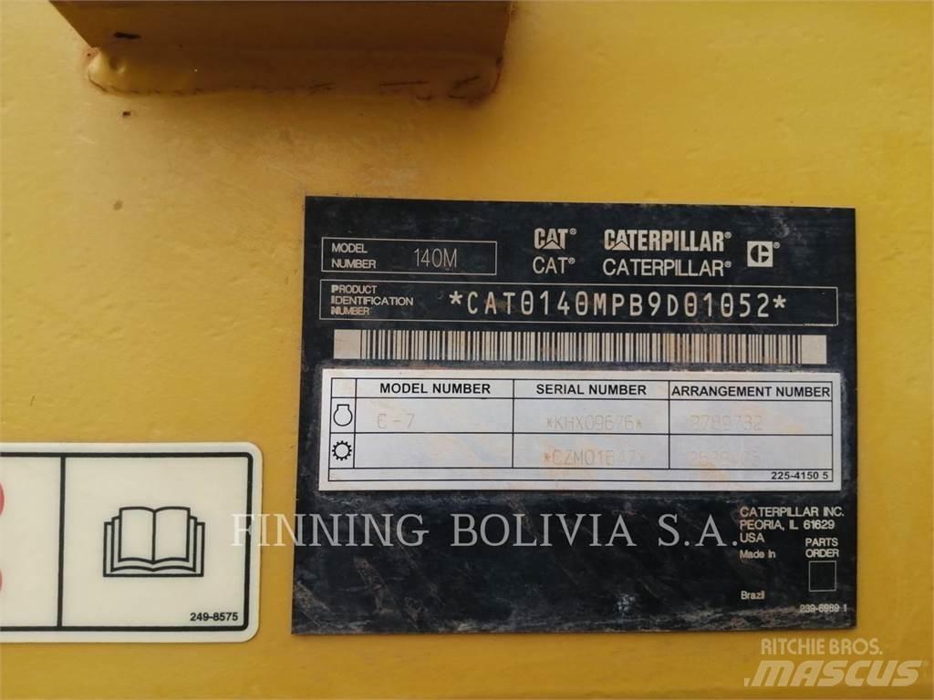 CAT 140M Równiarki