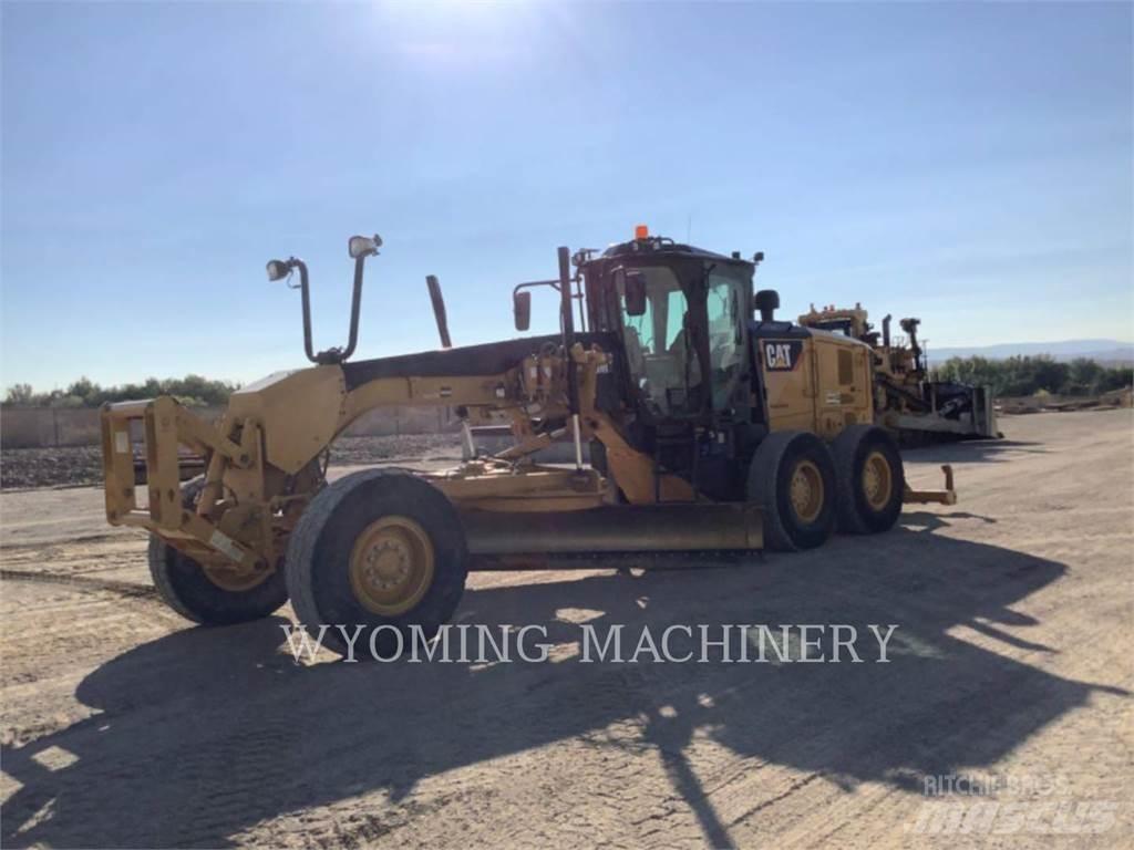 CAT 140M 3 Równiarki