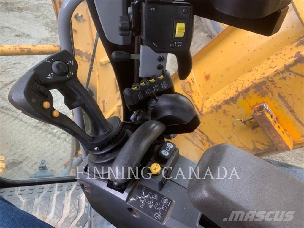 CAT 140M AWD Równiarki
