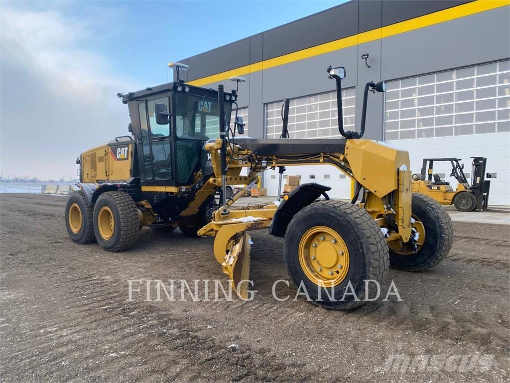 CAT 140M AWD Równiarki