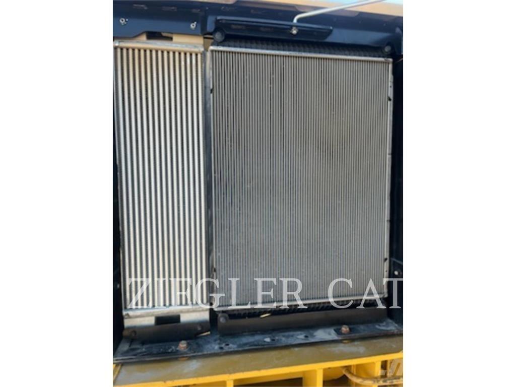 CAT 140M2 Równiarki