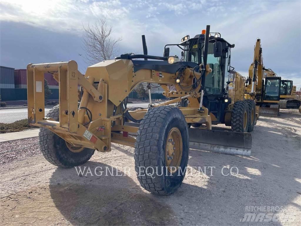 CAT 140M2 Równiarki