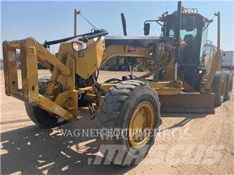 CAT 140M2 AWD Równiarki