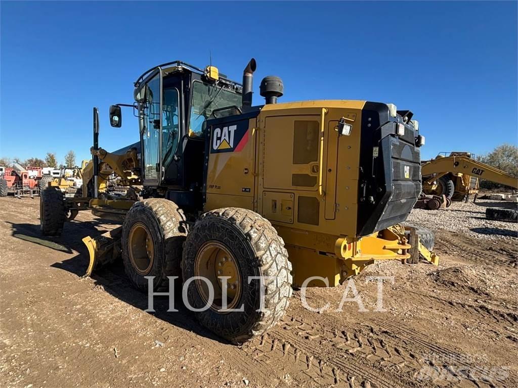 CAT 140M2 AWD Równiarki