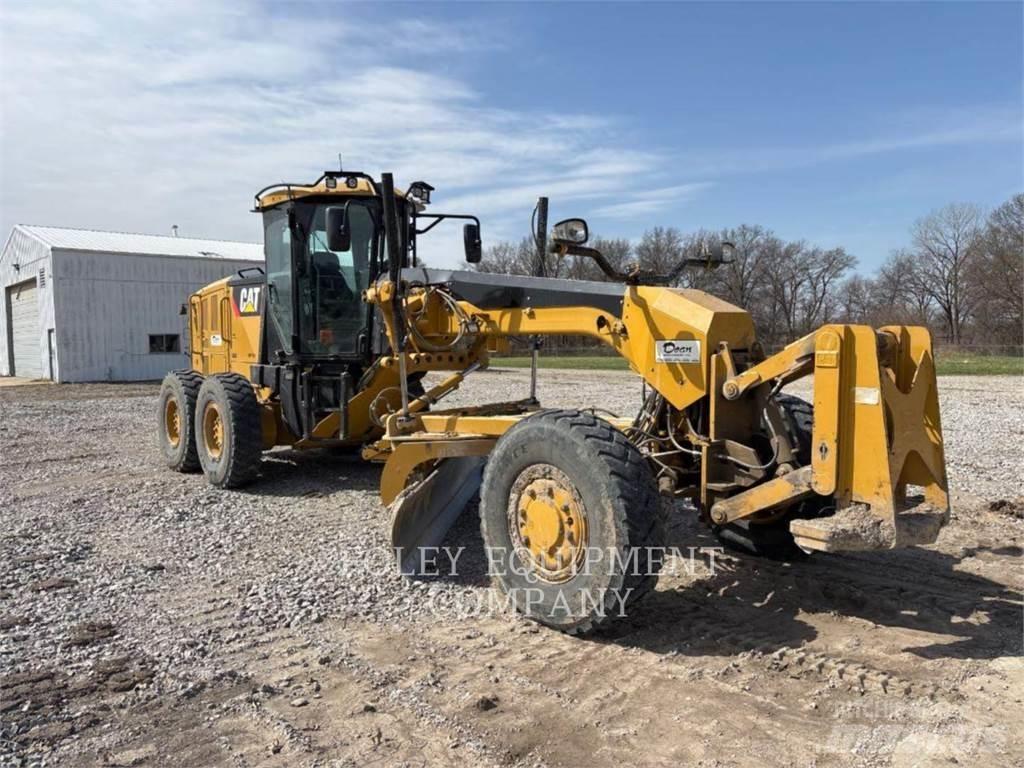 CAT 140M2AW Równiarki