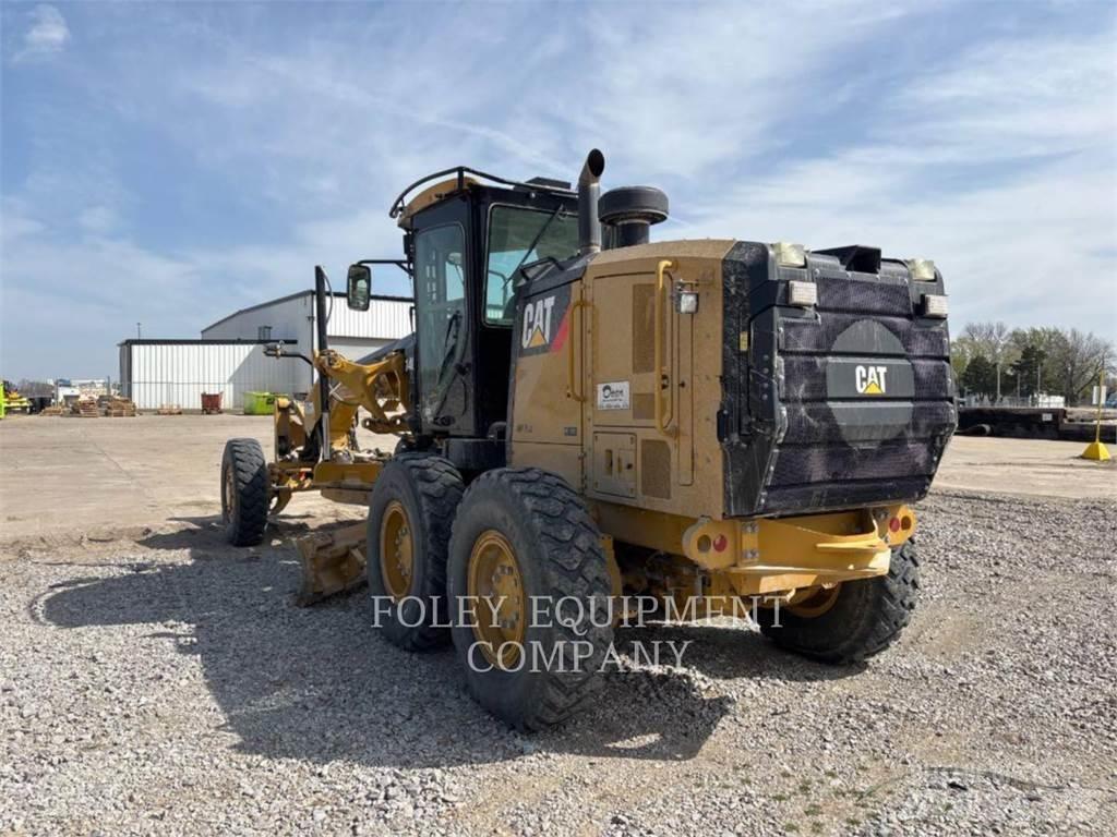 CAT 140M2AW Równiarki