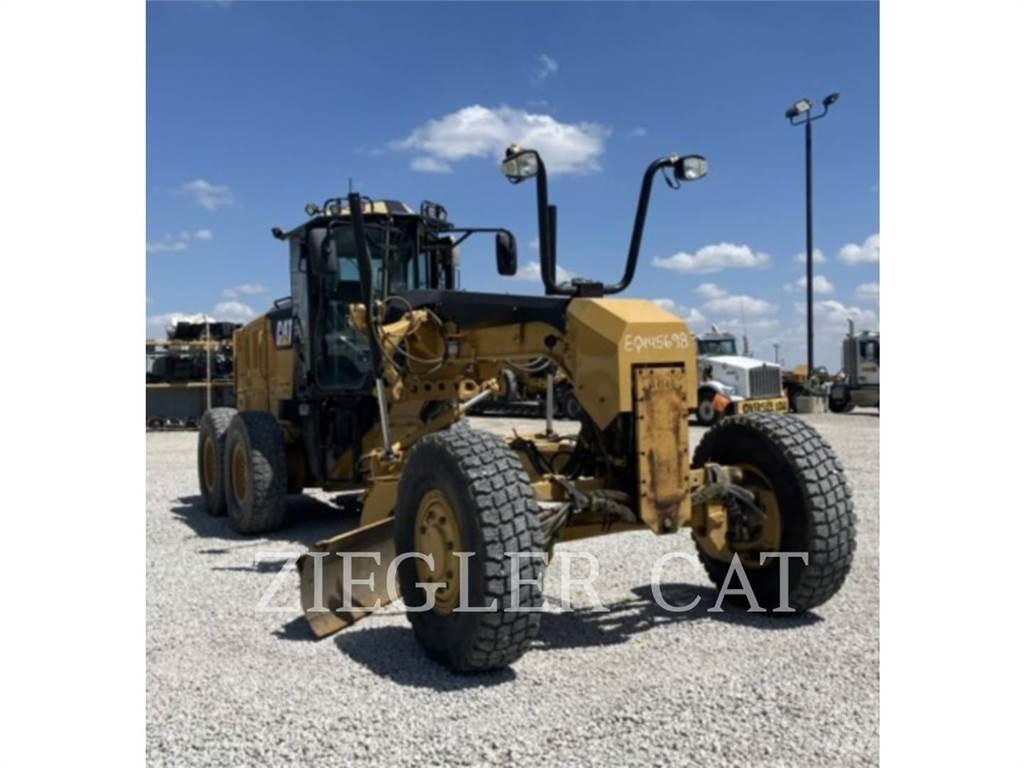 CAT 140M2AWD Równiarki