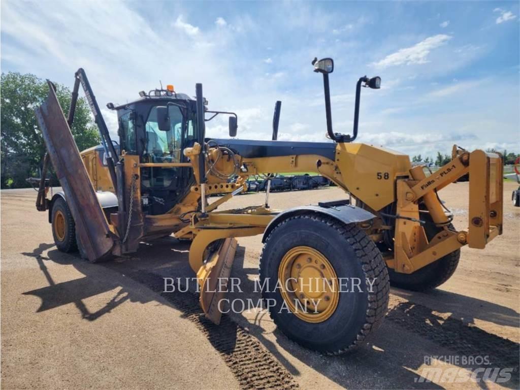 CAT 140M2AWD Równiarki