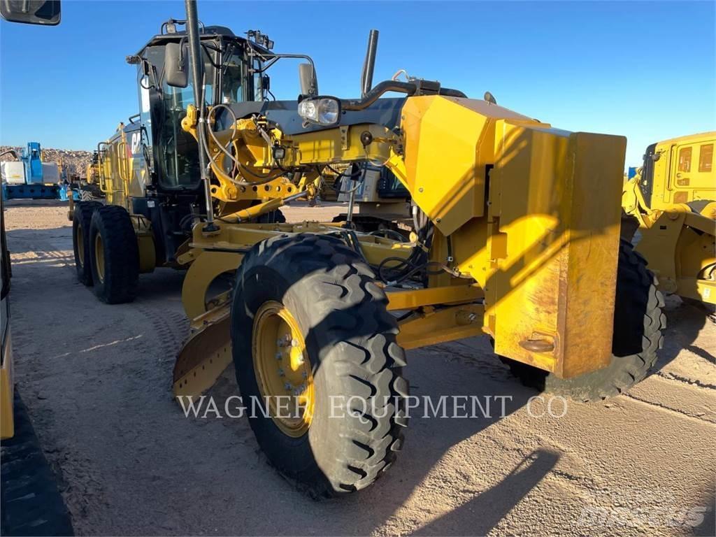 CAT 140M3 Równiarki