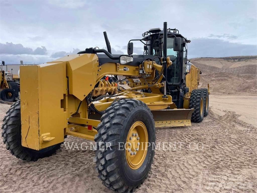 CAT 140M3 Równiarki