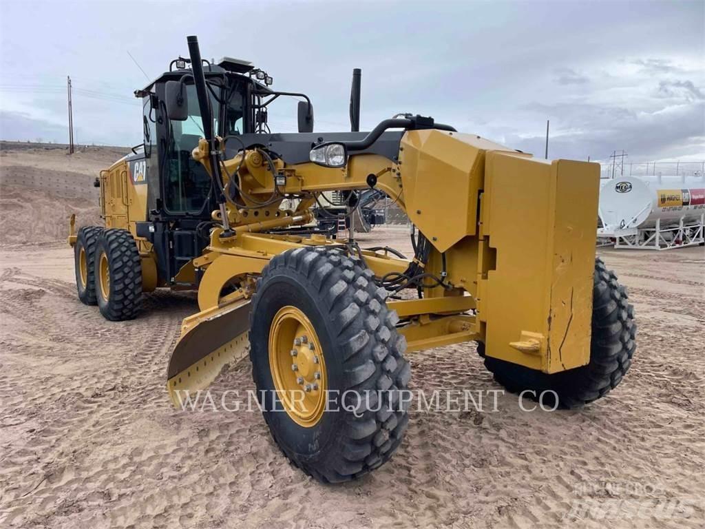 CAT 140M3 Równiarki