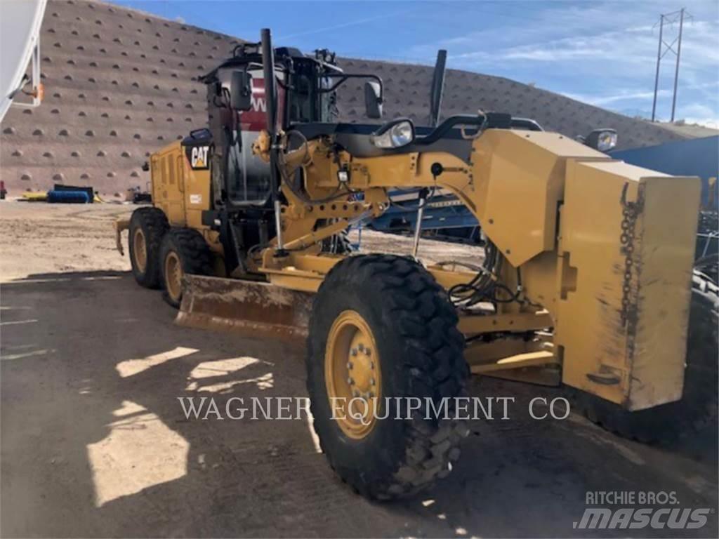 CAT 140M3 Równiarki