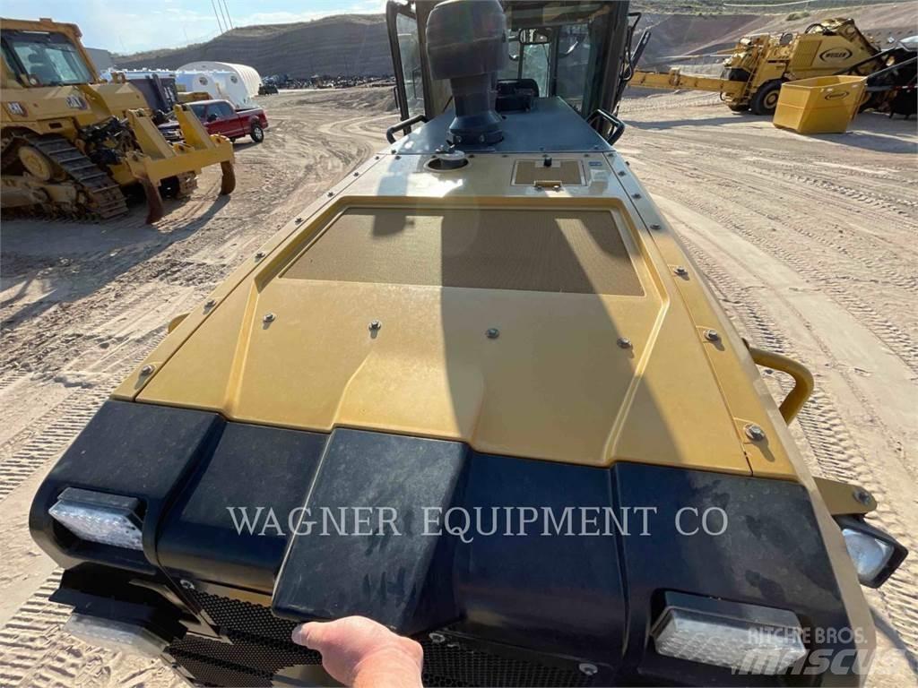 CAT 140M3 Równiarki