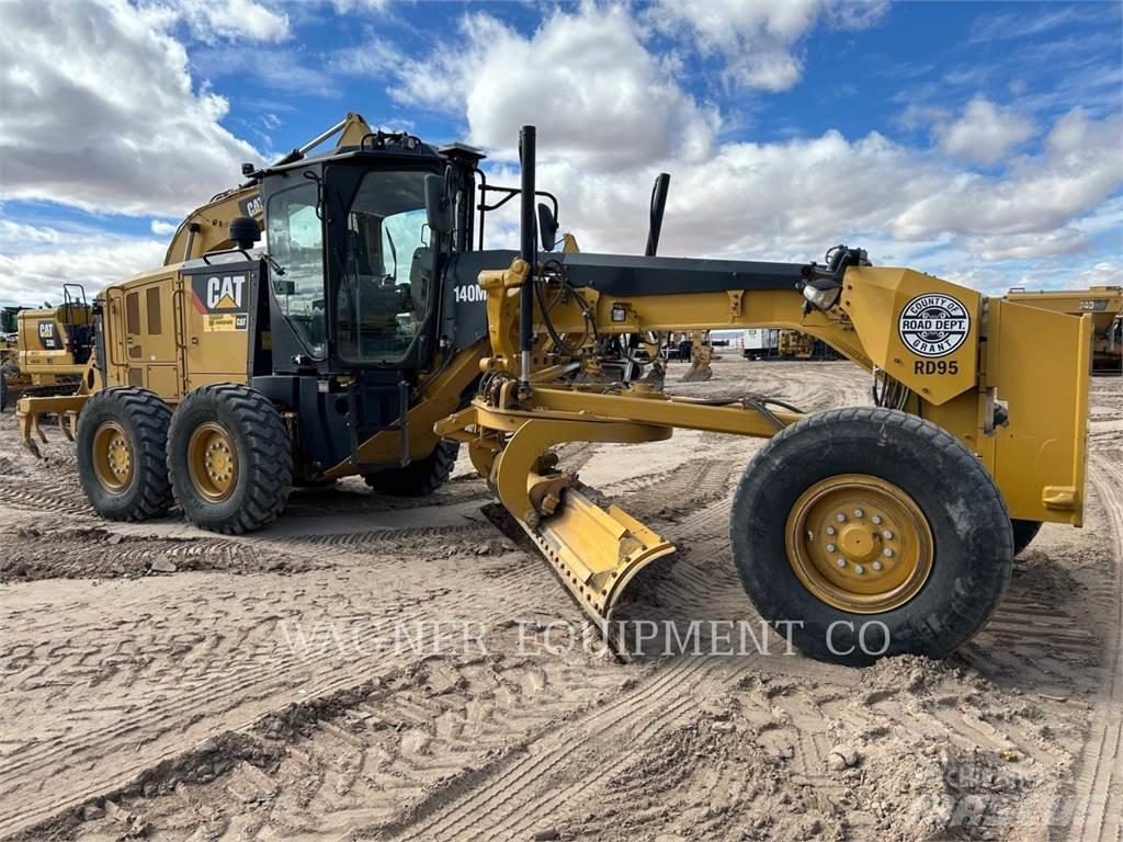 CAT 140M3 Równiarki