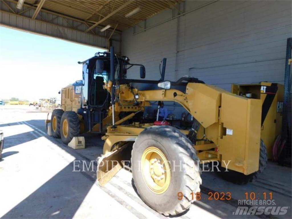 CAT 140M3 Równiarki