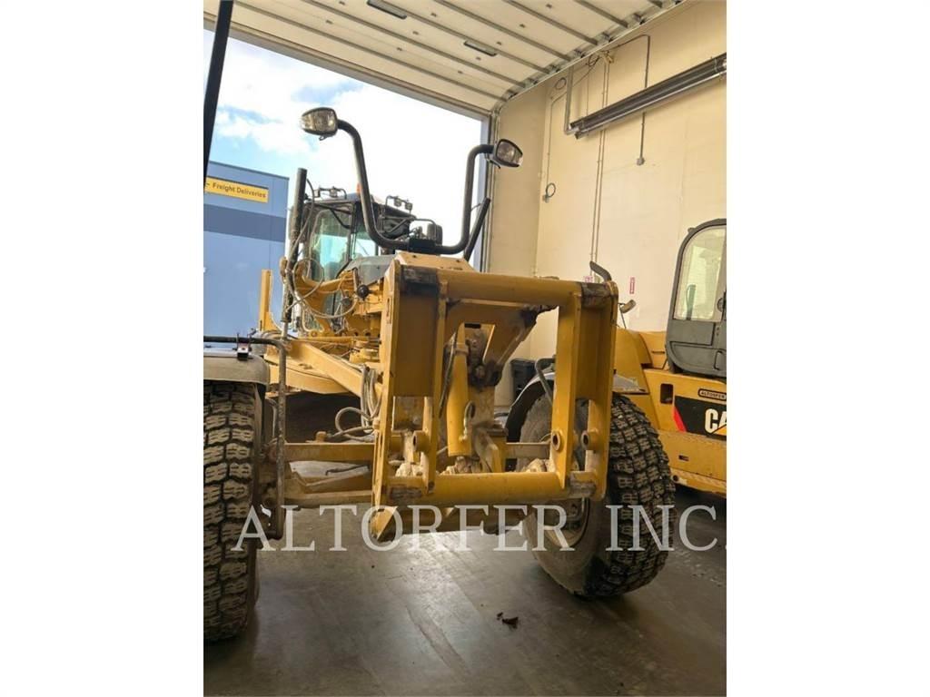 CAT 140M3 Równiarki