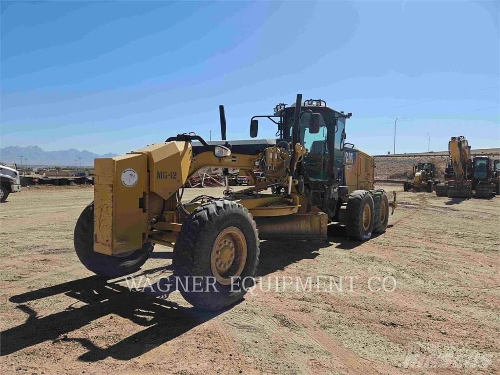 CAT 140M3 Równiarki