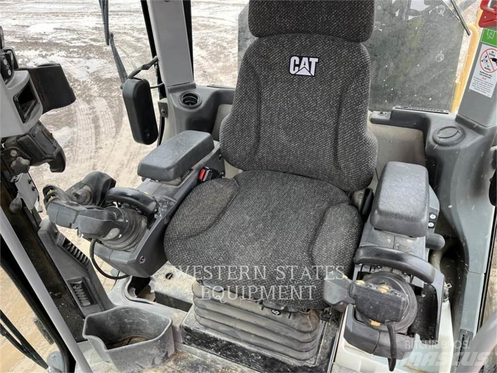 CAT 140M3 Równiarki