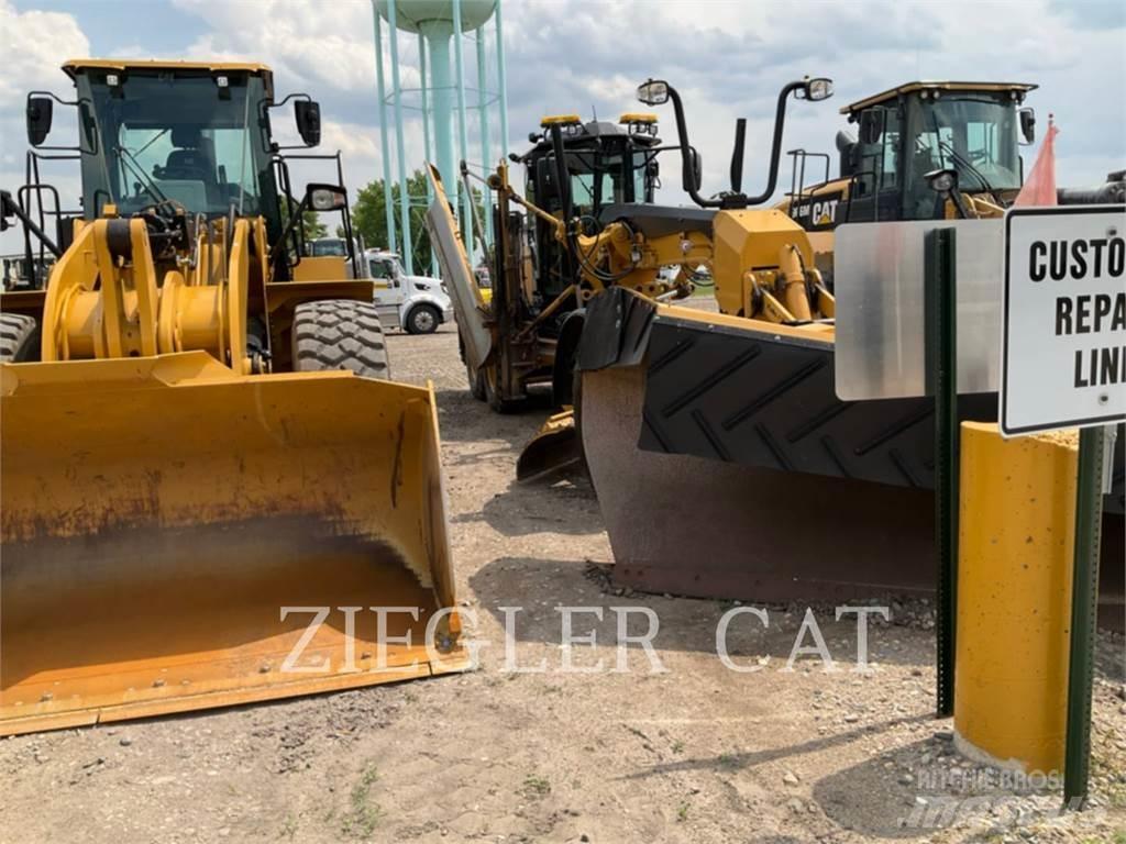 CAT 140M3 Równiarki
