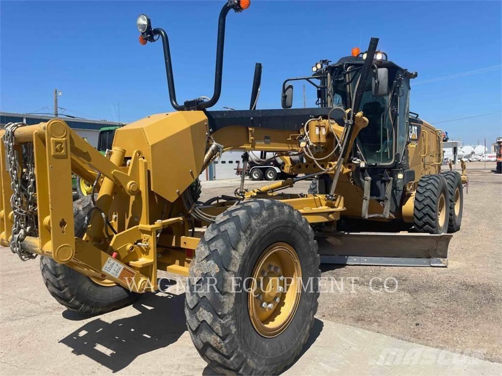 CAT 140M3 Równiarki
