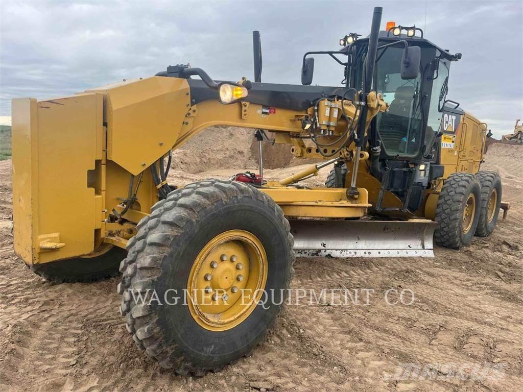 CAT 140M3 Równiarki